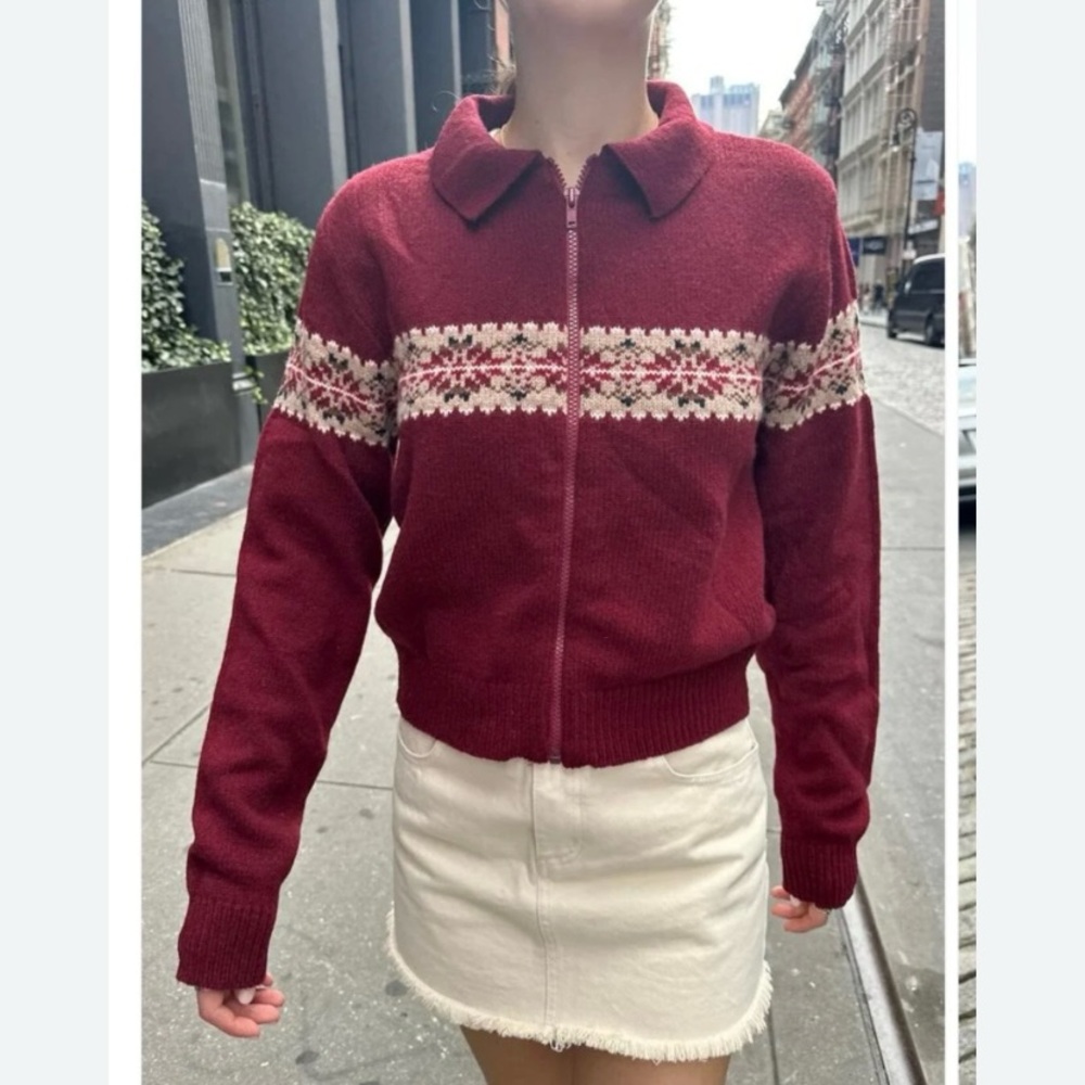 🔥 RARE Brandy Melville Red Patterned Jacket